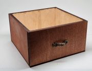  15cmx15cmx8cm-es barnra pcolt, gynyr erezet fbl kszlt dekor-fik antik fogantyval