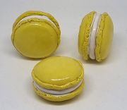  3cm tmrj, 2cm magas tndri, leth Macaron dekor: napsrga