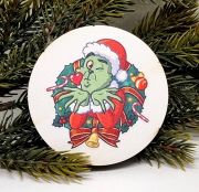  9cm-es lzervgott festett fa tbla: Grinch-es (Grincs fejes)