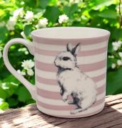  12cmx9cm-es, 330ml-es, mindkt oldaln csodaszpen festett porceln bgre: rzsaszn-fehr csikos-nyuszis