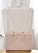  18cmx11cmx13cm + a fl=34cm, tglalap alak, steppelt mints, vzhatlan papr virgtska: barack
