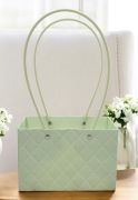  18cmx11cmx13cm + a fl=34cm, tglalap alak, steppelt mints, vzhatlan papr virgtska: menta