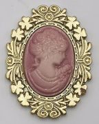  4cmx3cm-es, Cameo bross, arany keretes, ovlis, t nlkli bross: halvny rzsaszn