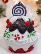  8,5cmx6cm-es, csupacukor, Karcsonyi cupcake, muffin, felakaszthat: kk cukorks